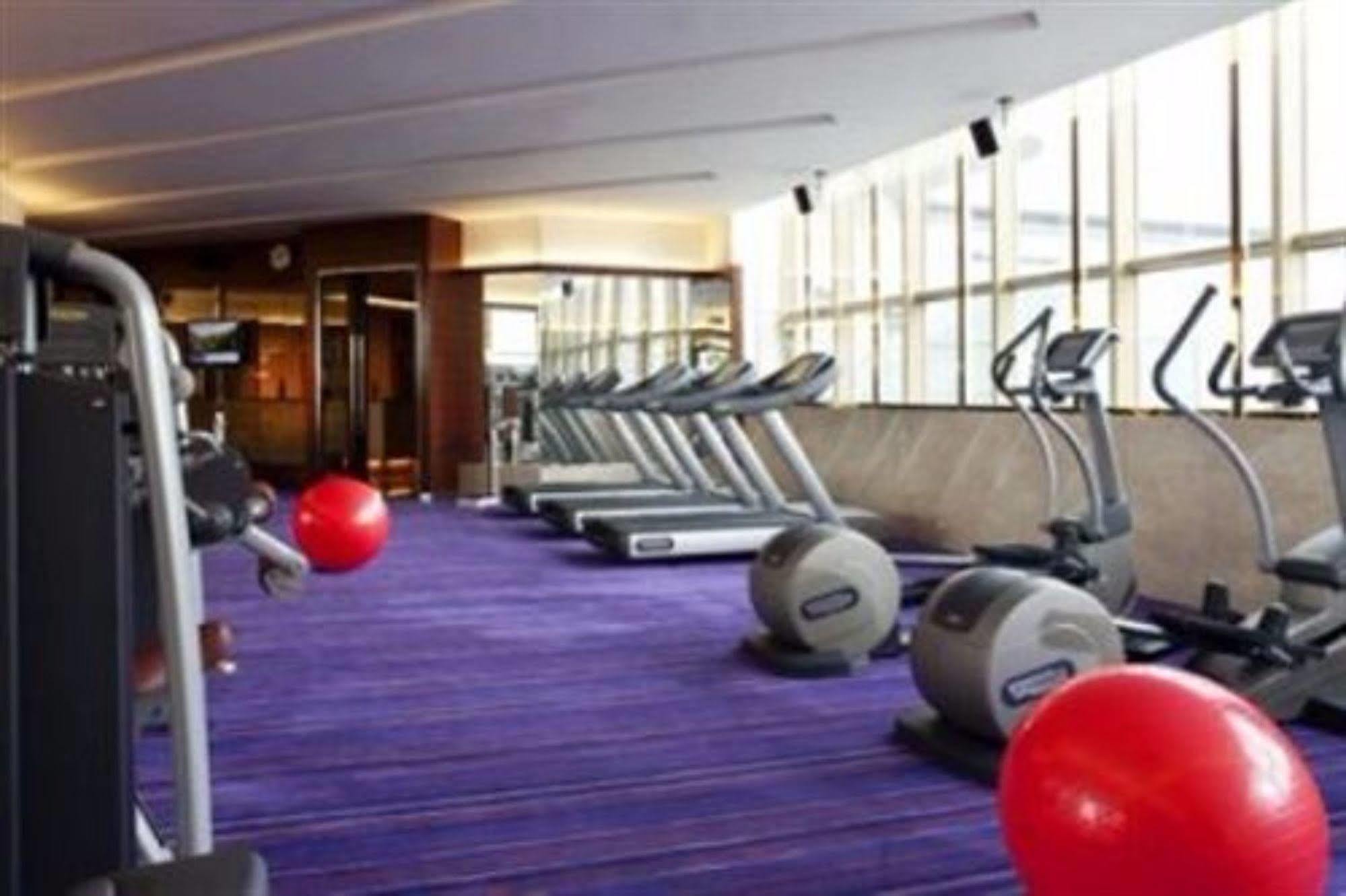 מלון Radisson טיאנג'ין מראה חיצוני תמונה